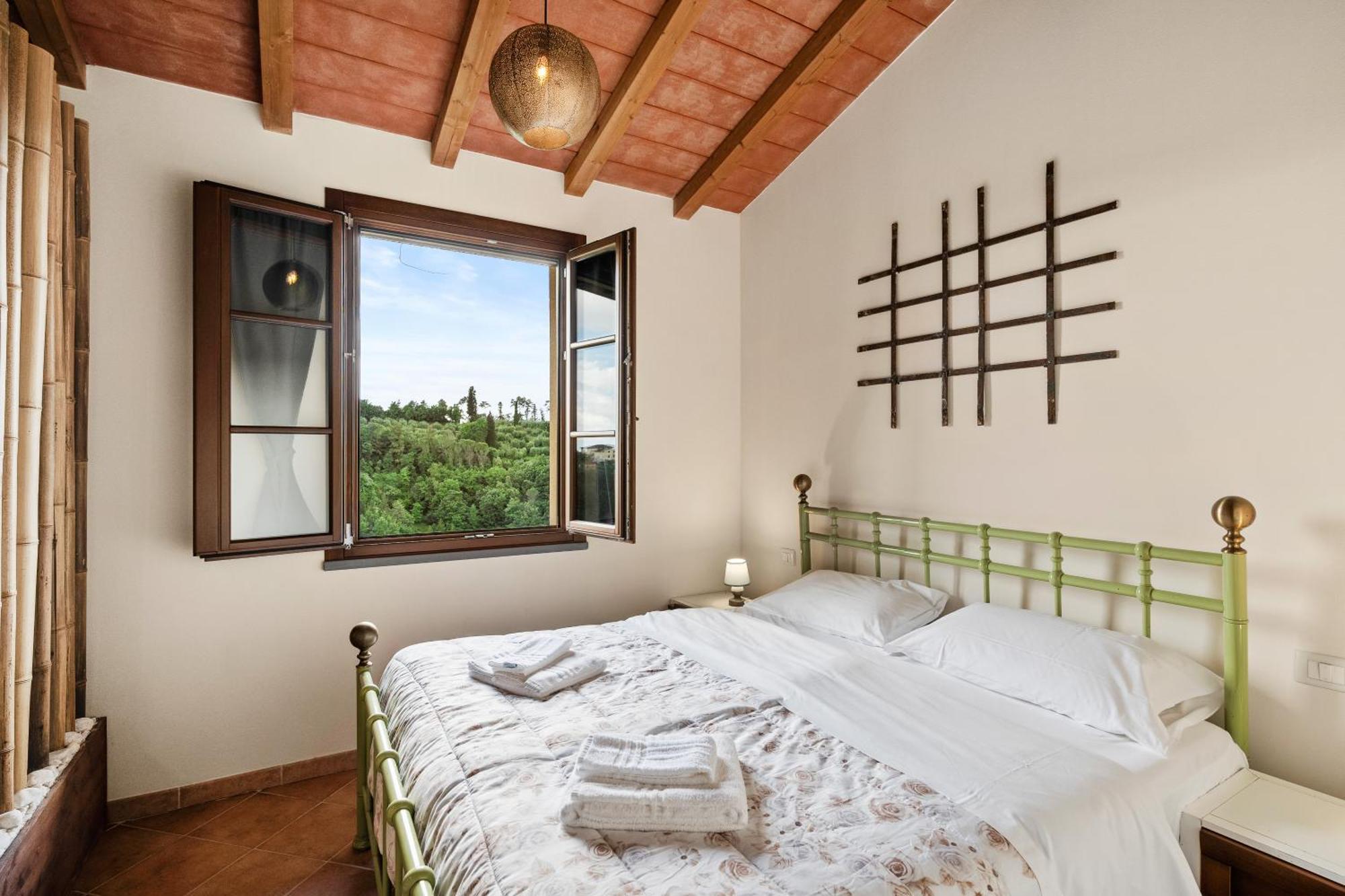 Апартаменты Holiday House Cuordinatura Монтополи-ин-Валь-д'Арно Экстерьер фото