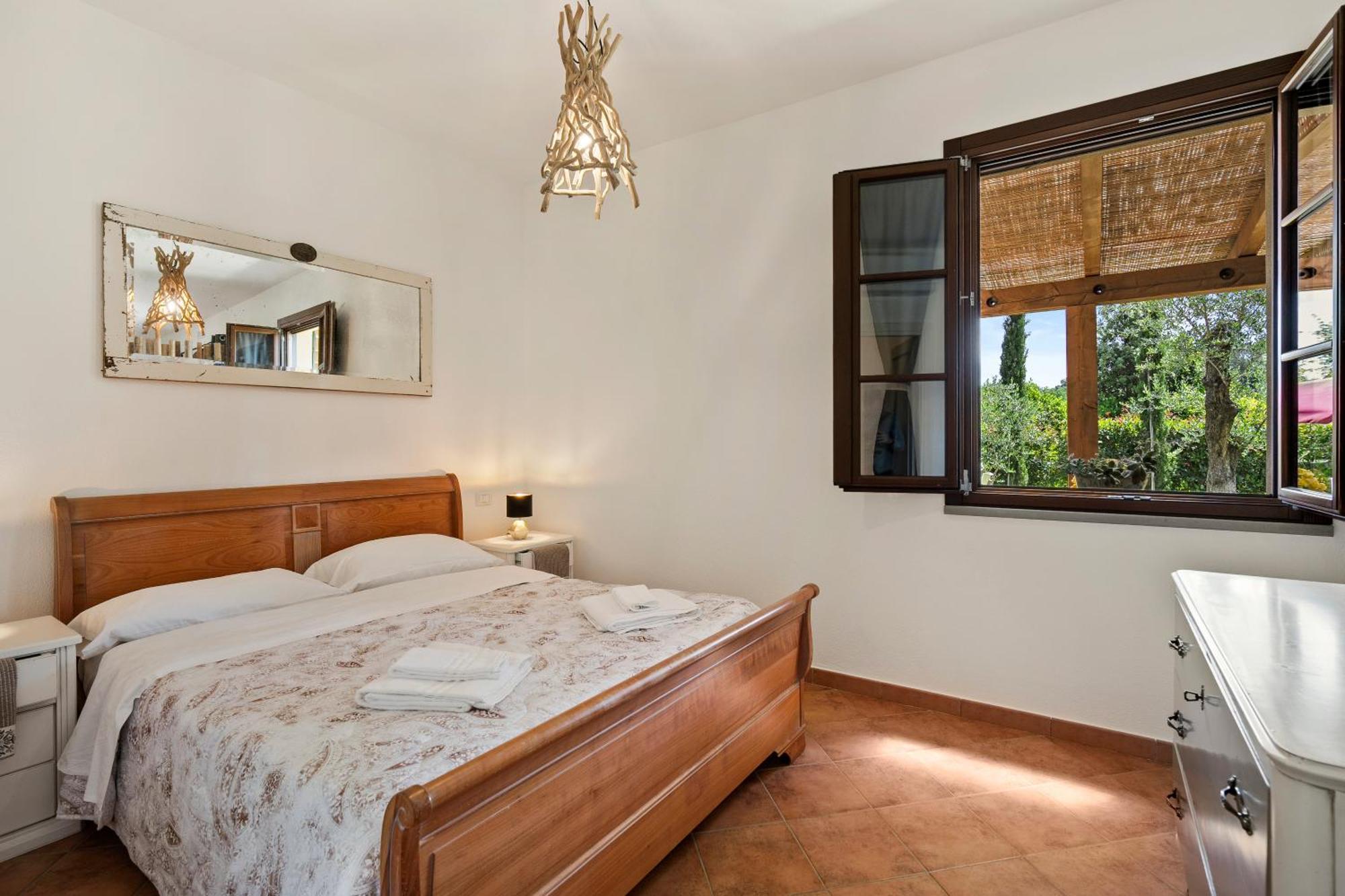 Апартаменты Holiday House Cuordinatura Монтополи-ин-Валь-д'Арно Экстерьер фото